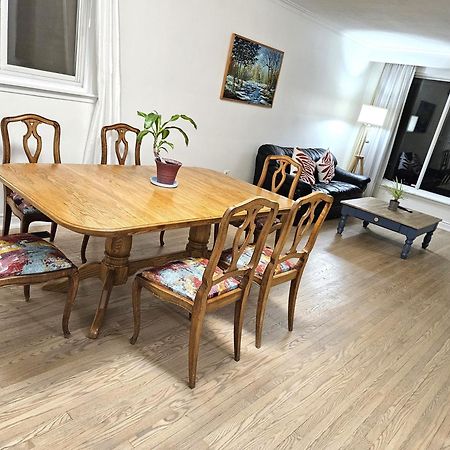 Charming Detached House Near The Airport Apartment Mississauga Exterior foto